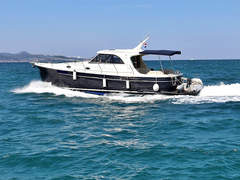 Adriana 44 BT (20) (barco de motor)