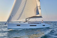 Jeanneau Sun Odyssey 410 new (velero)
